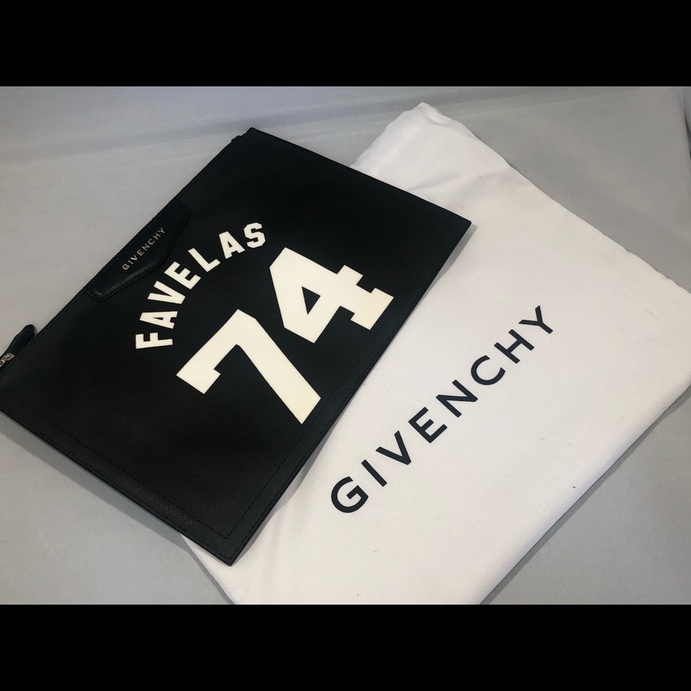 Givenchy Antigona Clutch